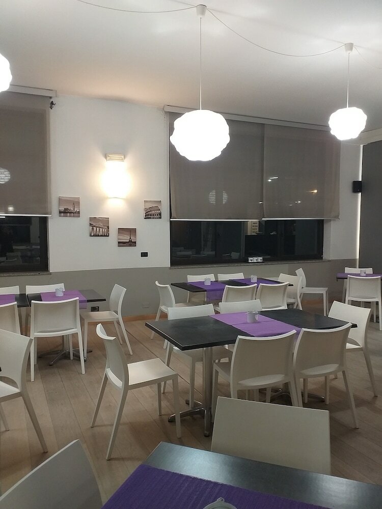 Фото Hotel Cavalieri Pinerolo