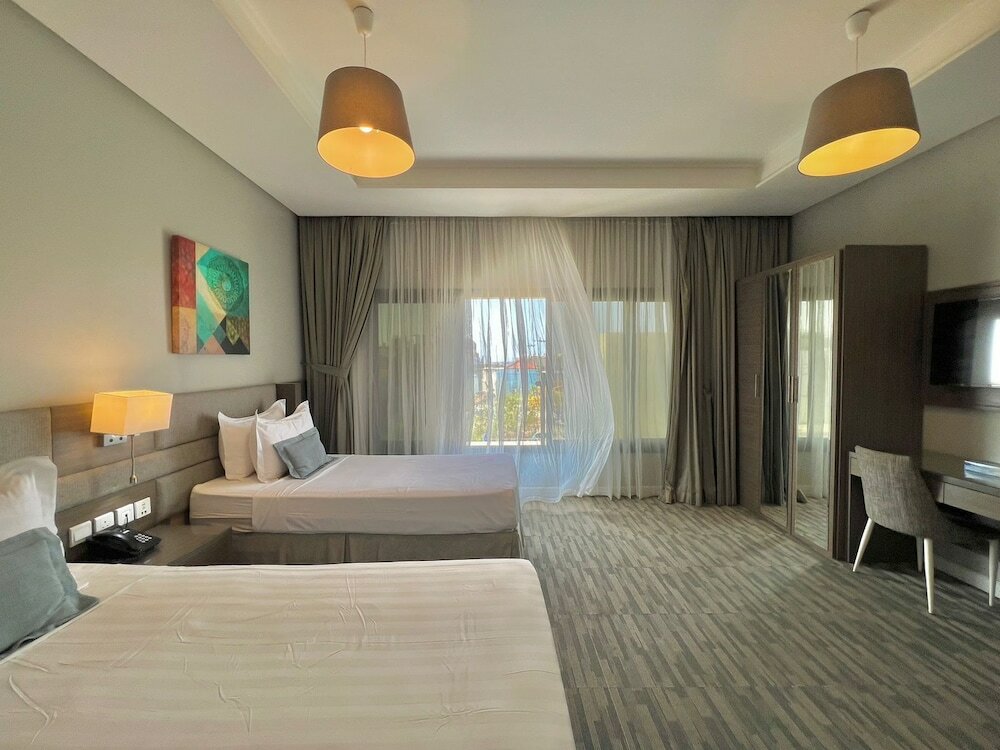 Фото Loren Suites Corniche