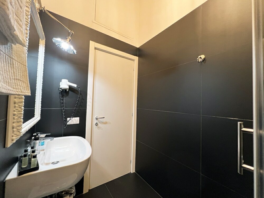 Фото Domus Deorum