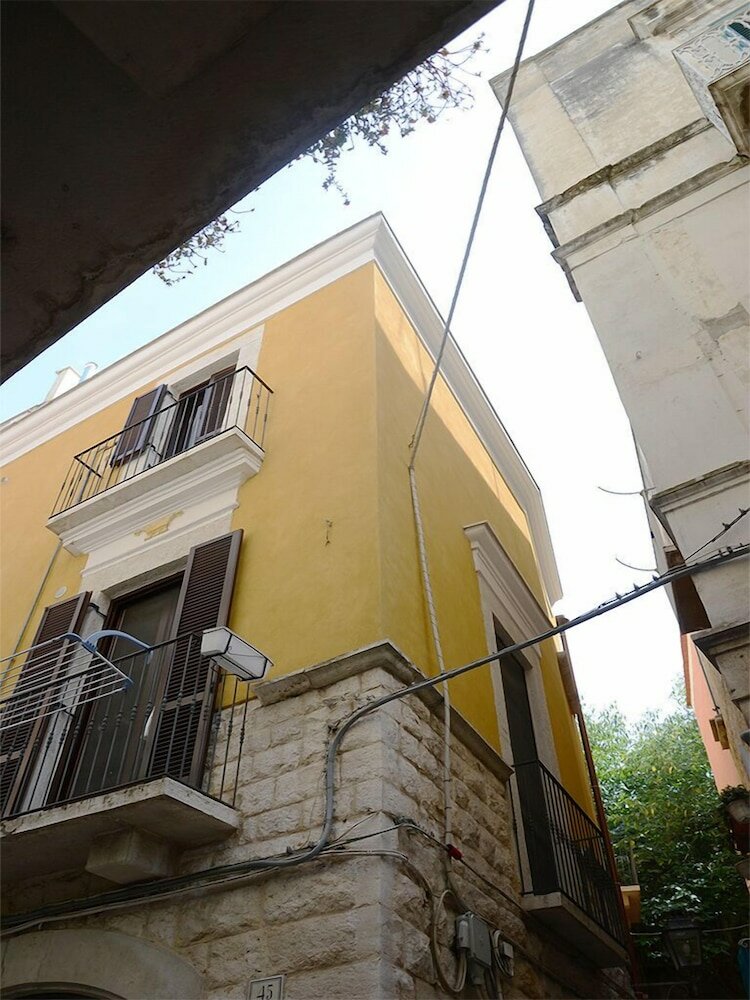 Фото Suite Home Trani Old Town