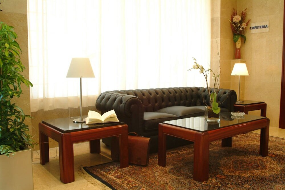 Фото Hotel Gran Legazpi