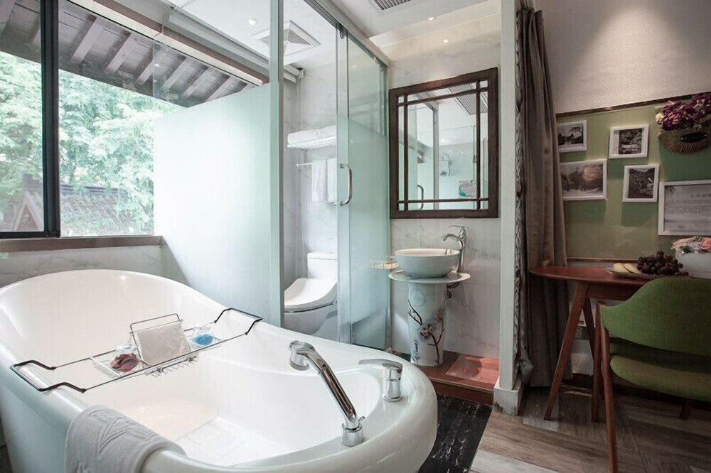 Фото Floral Hotel Hangzhou Yuxu Xixu Hotel Xihu Lingyin Temple Branch