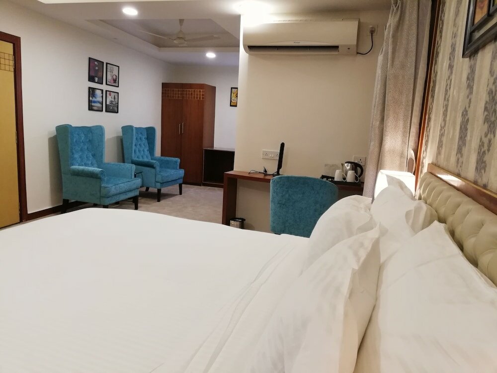 Фото Hotel Emirates