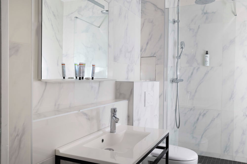 Фото Hotel Wyld Saint Germain Paris