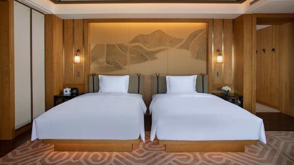 Фото Hotel Indigo Diqing Moonlight City, an Ihg Hotel