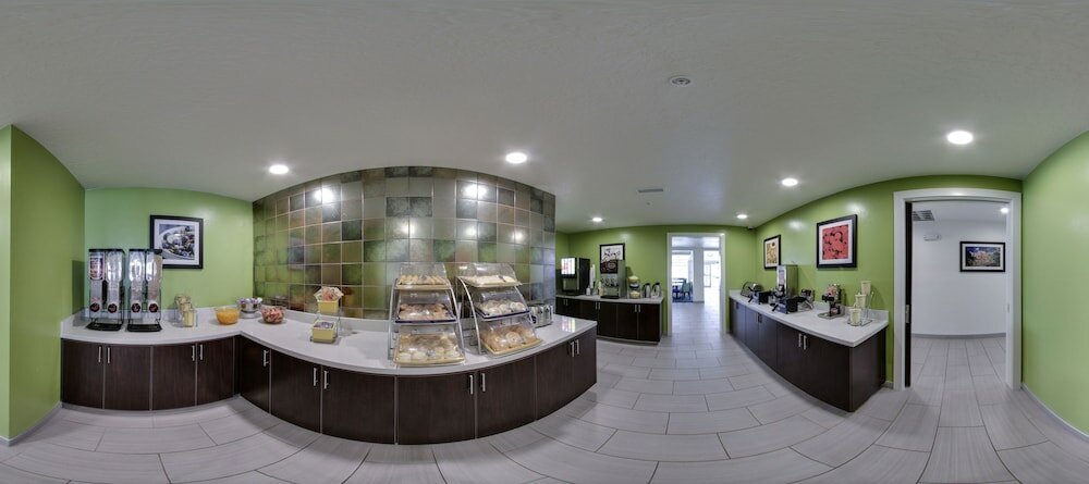 Фото Wingate by Wyndham Cedar City