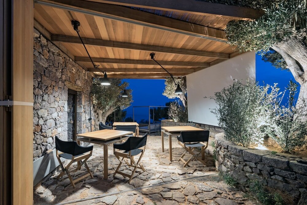 Фото Tainaron Blue Retreat