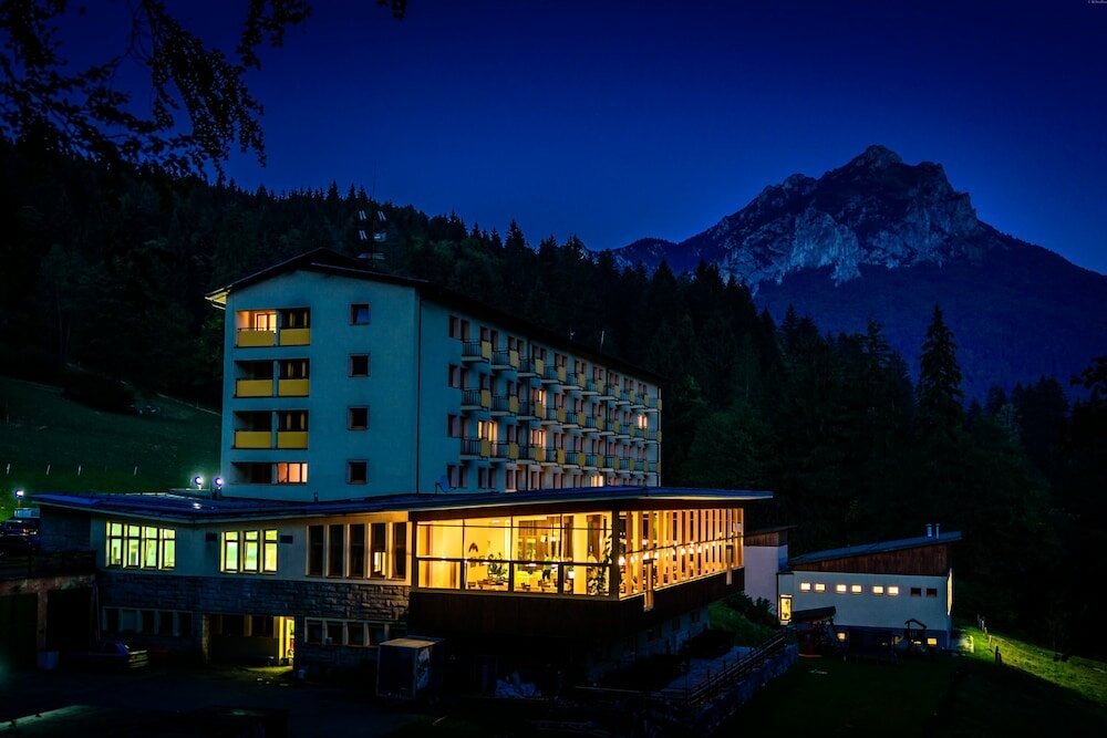 Фото Hotel Boboty