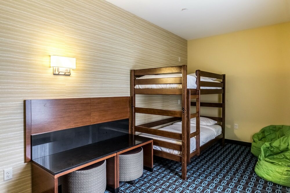 Фото Fairfield Inn & Suites by Marriott Butte