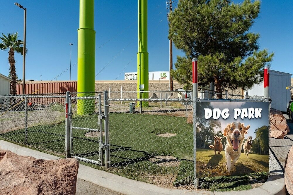 Фото Lucky Club Casino and Hotel