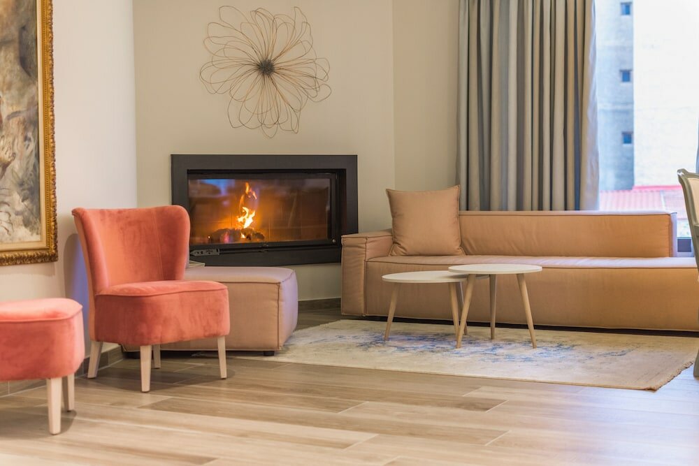 Фото Emerald Suites