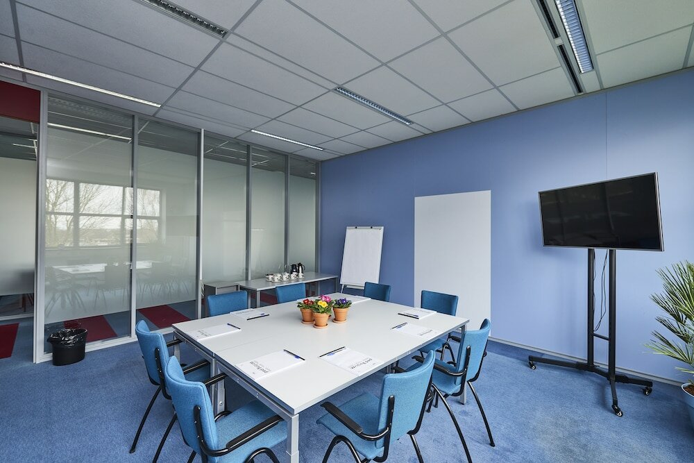 Фото Ibis Styles Almere