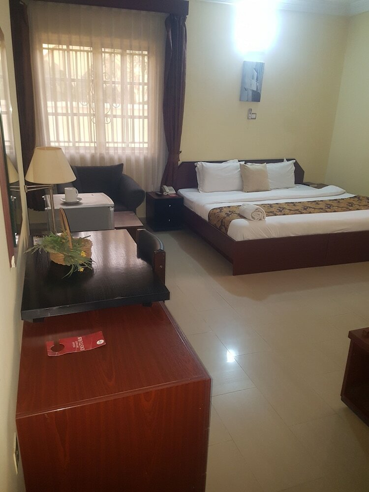 Фото Zeina Suites Abuja