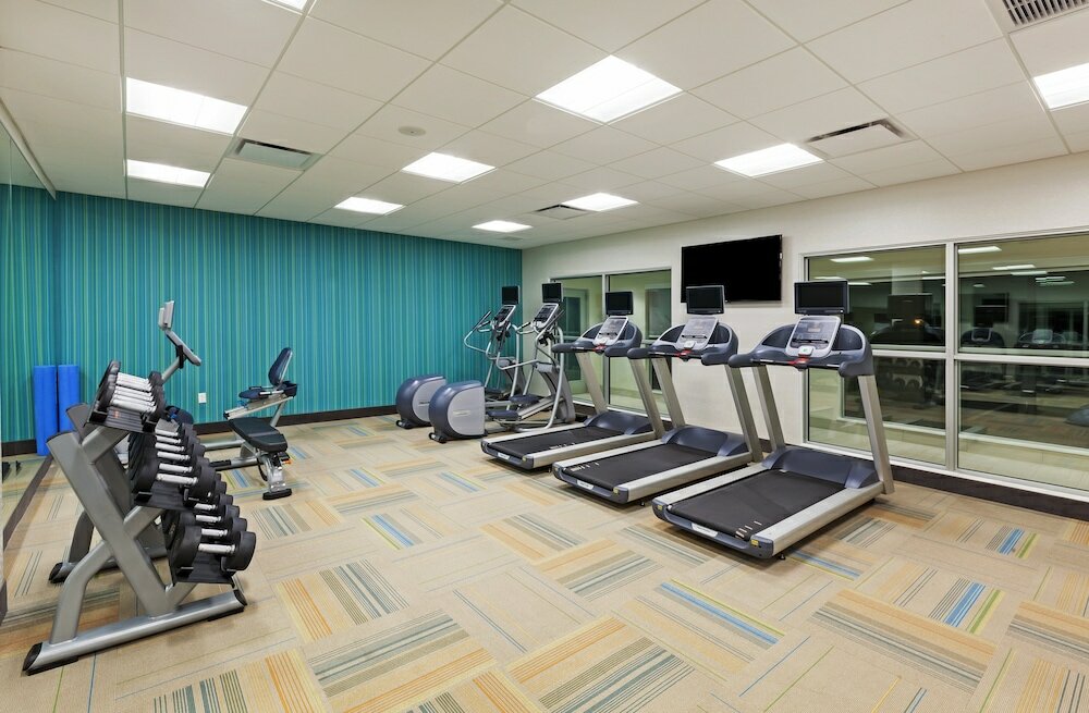 Фото Holiday Inn Express & Suites Lenexa - Overland Park Area, an Ihg Hotel