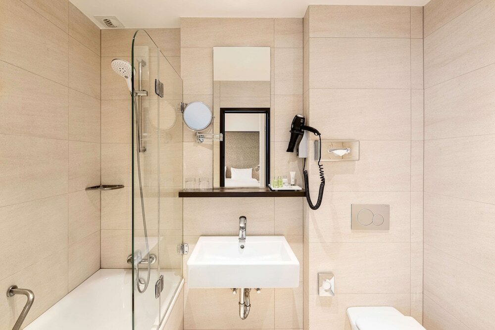 Фото Nh Brussels Stéphanie