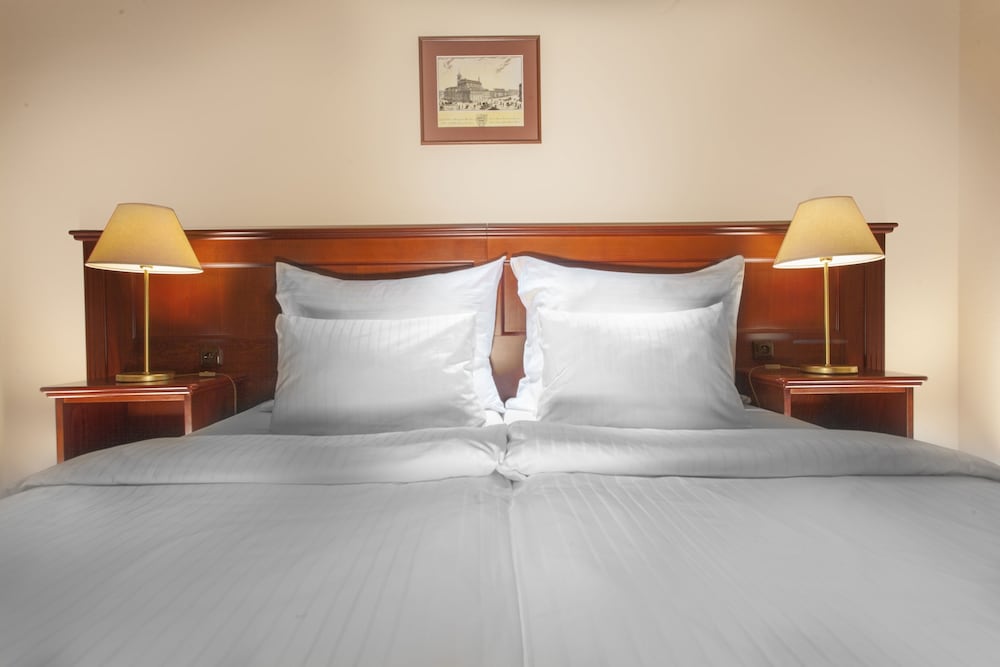 Фото Hotel Lunik