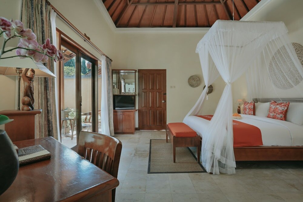 Фото Parigata Villas Resort