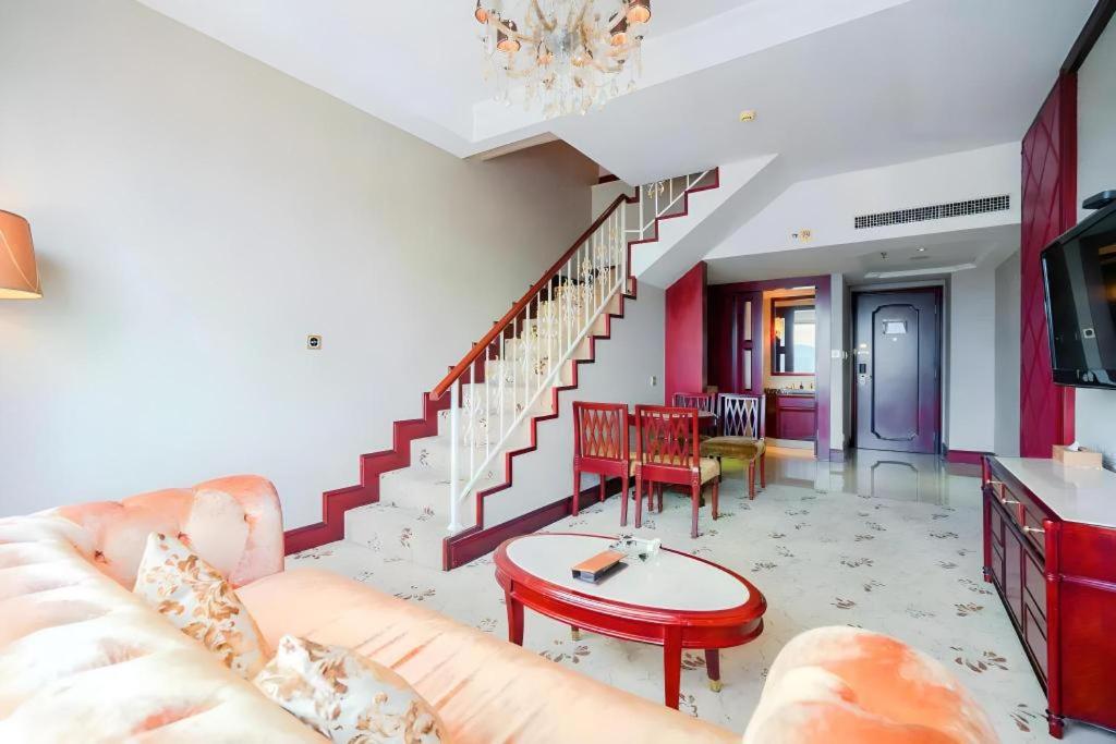 Фото King Century Hotel