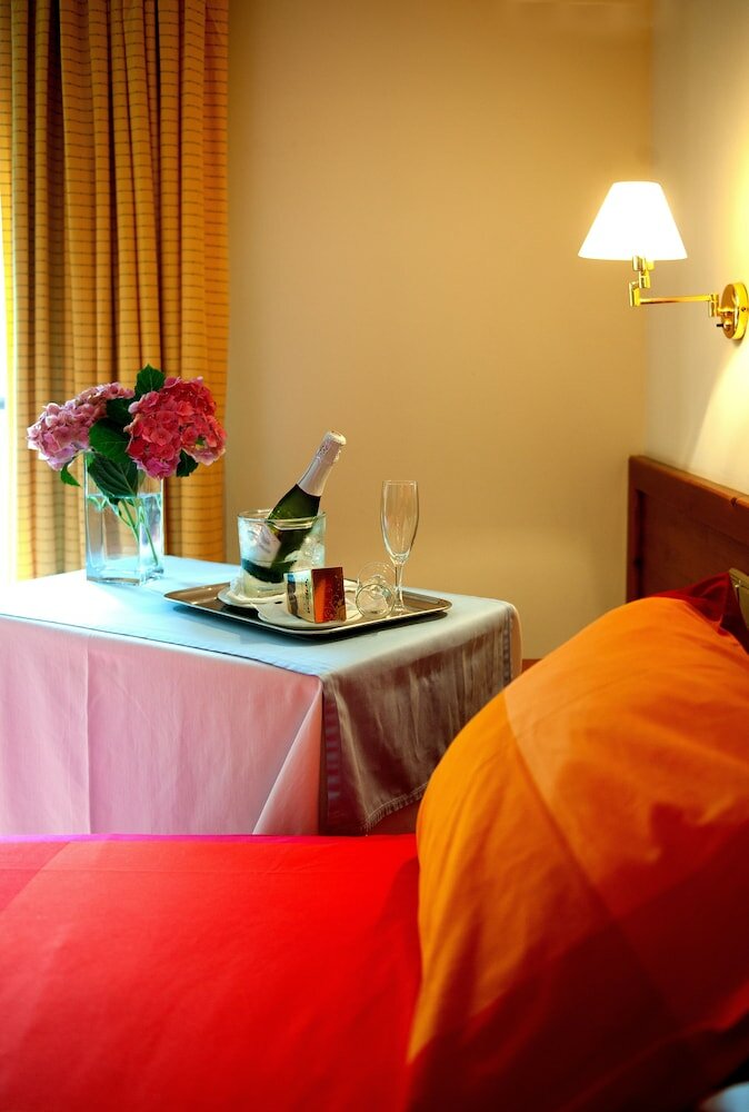 Фото Hotel Montane