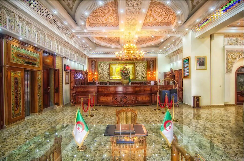 Фото Hotel Ville des Roses