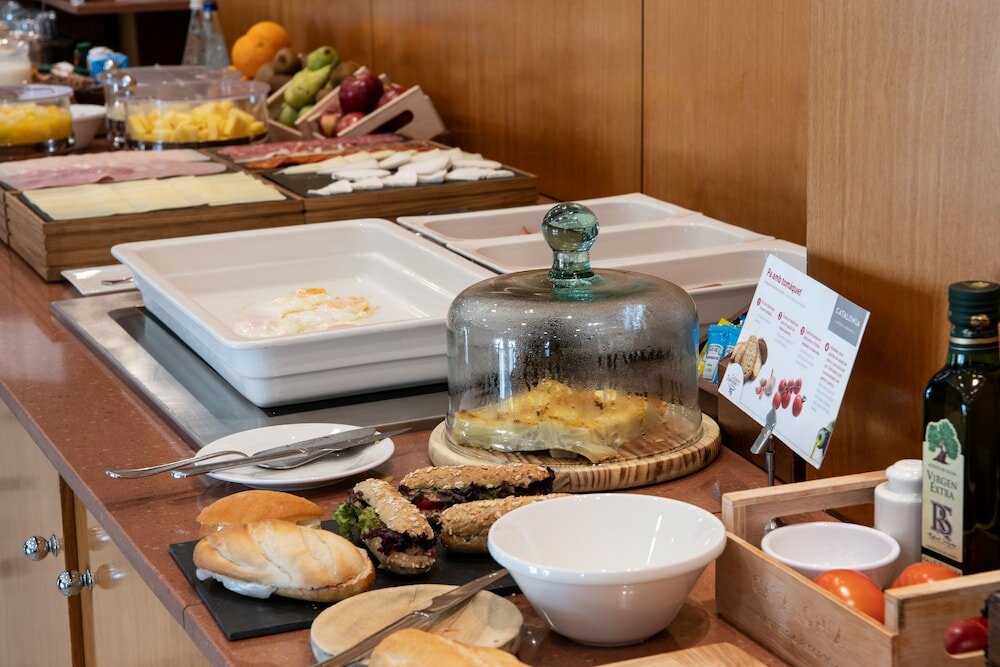 Фото Catalonia Bristol