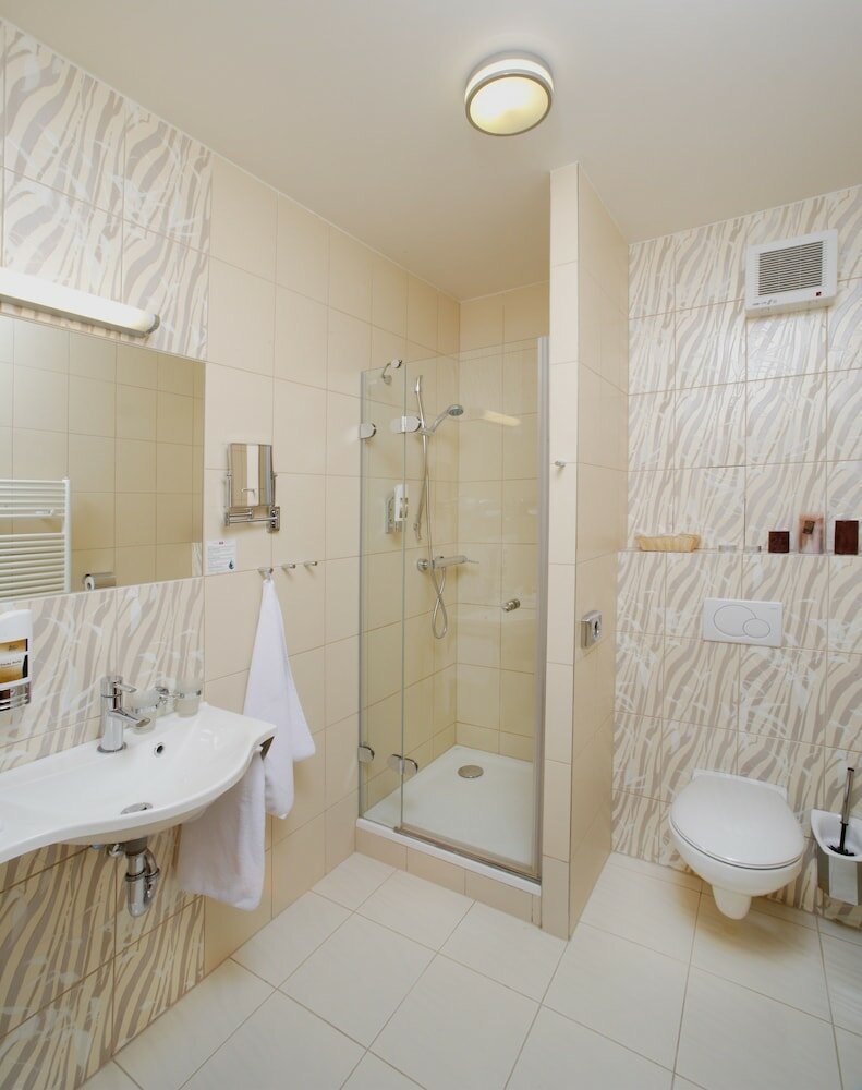 Фото 1. Republic Hotel