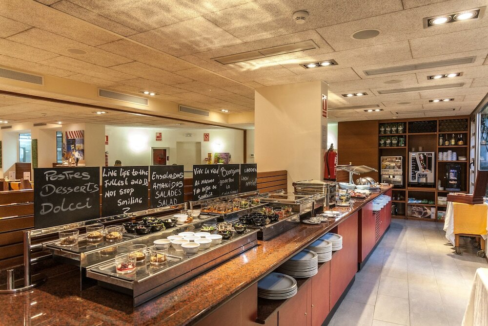 Фото Platjador Hotel