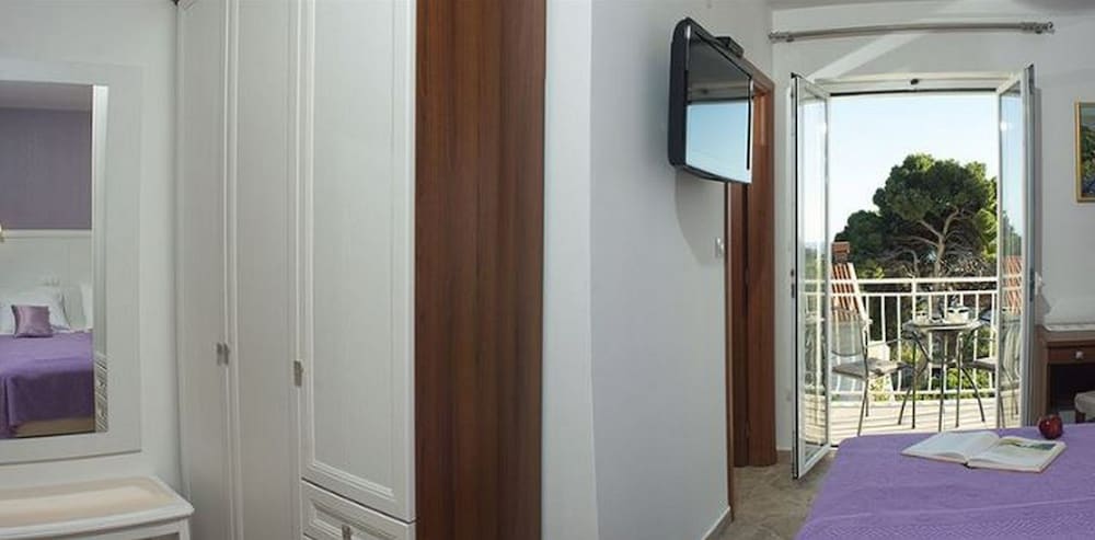 Фото Apartments Dubcic