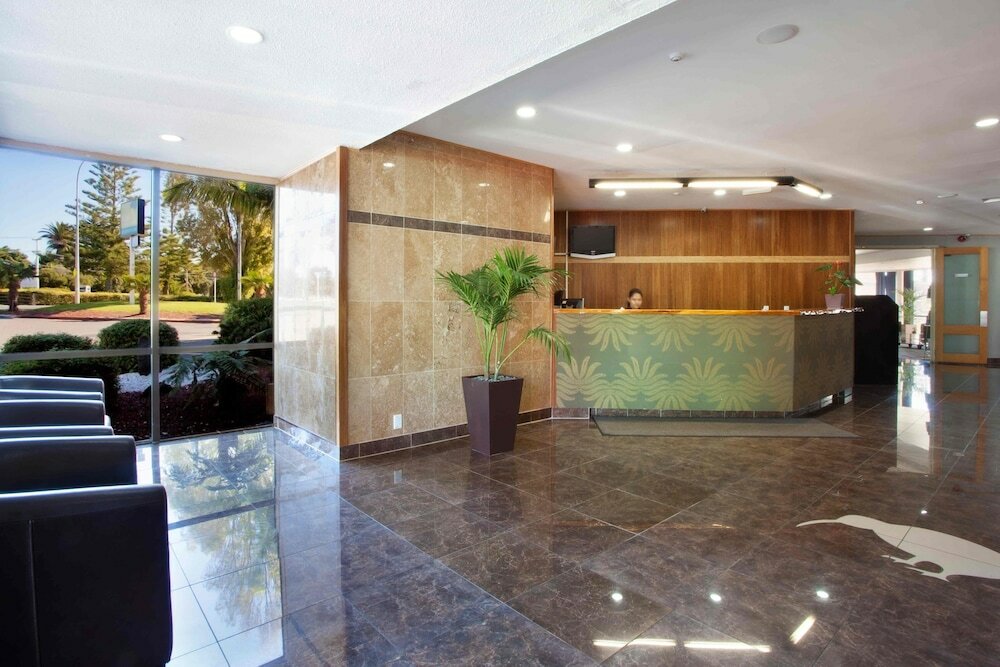 Фото Auckland Airport Kiwi Hotel
