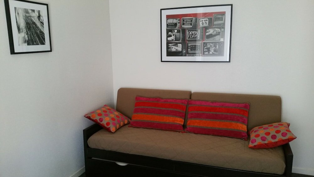 Фото Nemea Nancy Appart'hotel