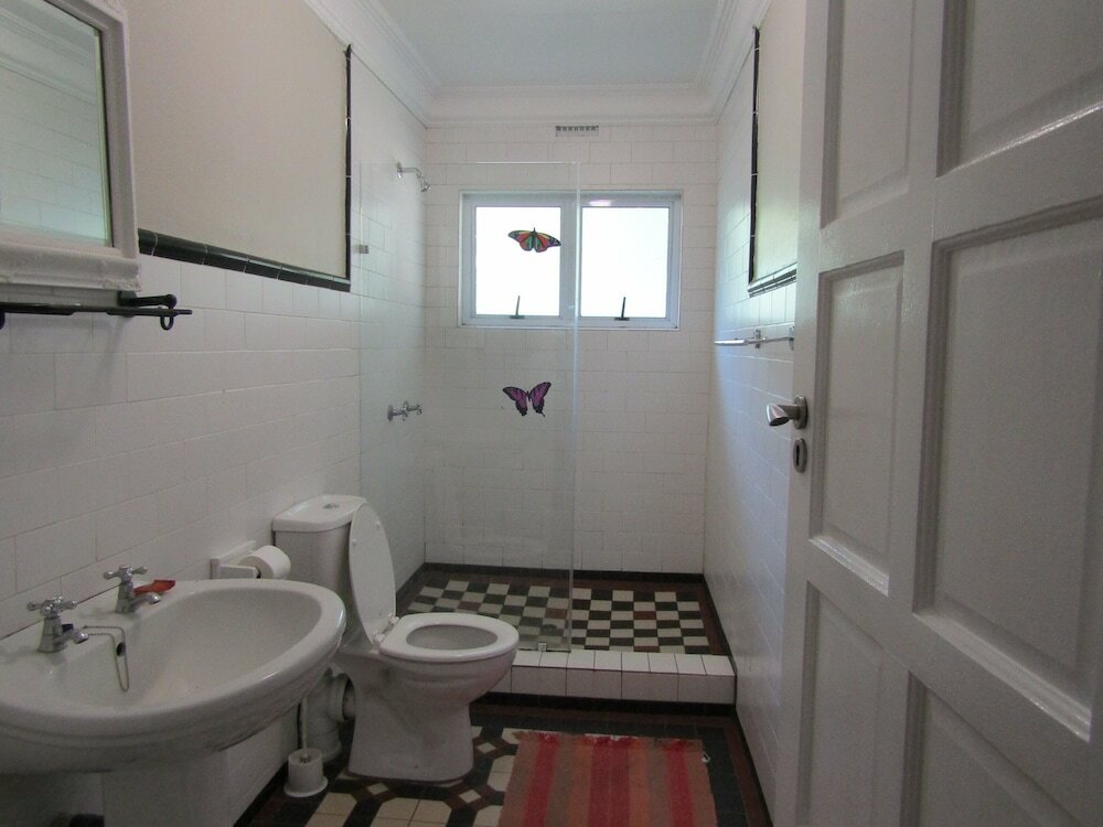 Фото Sugar Hill Manor Guesthouse