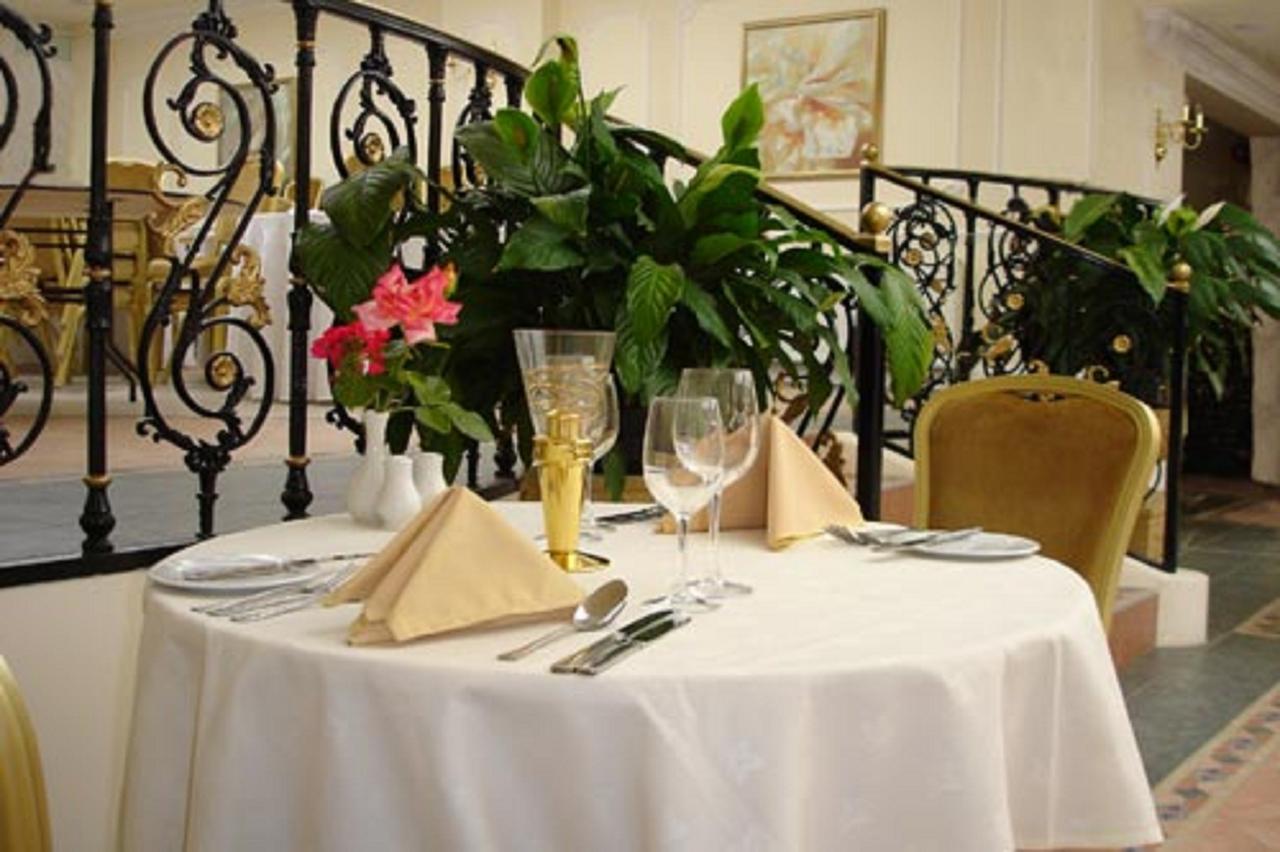 Фото Ardmore House Hotel