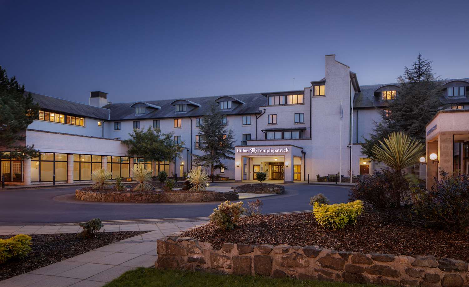 Фото DoubleTree by Hilton Belfast Templepatrick