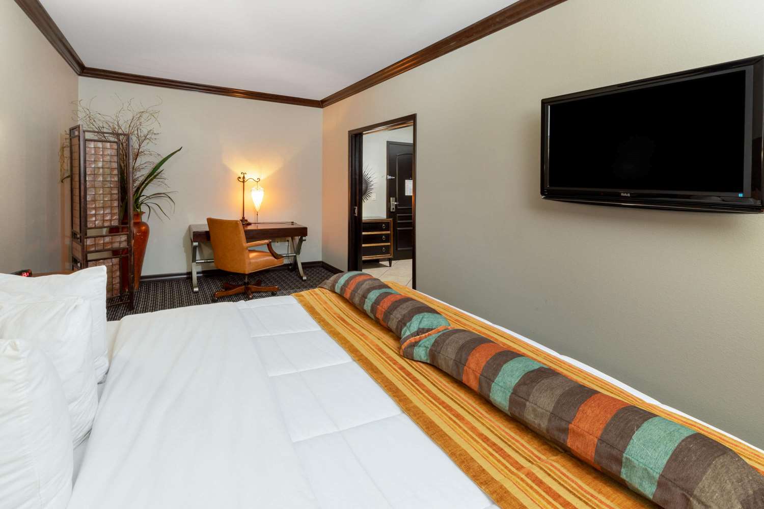 Фото Hawthorn Suites by Wyndham Lubbock