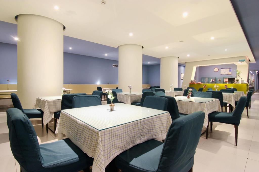 Фото Jingjiang Inn Chongqing Eling Metro Station