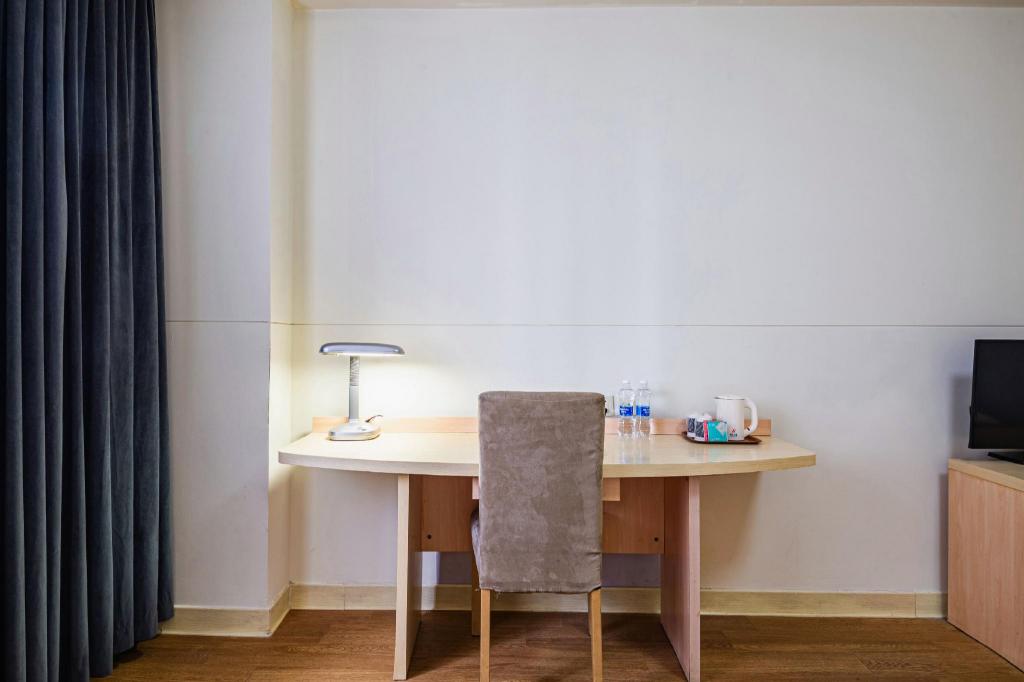 Фото Jinjiang Inn Chongqing Shopping & Entertainment