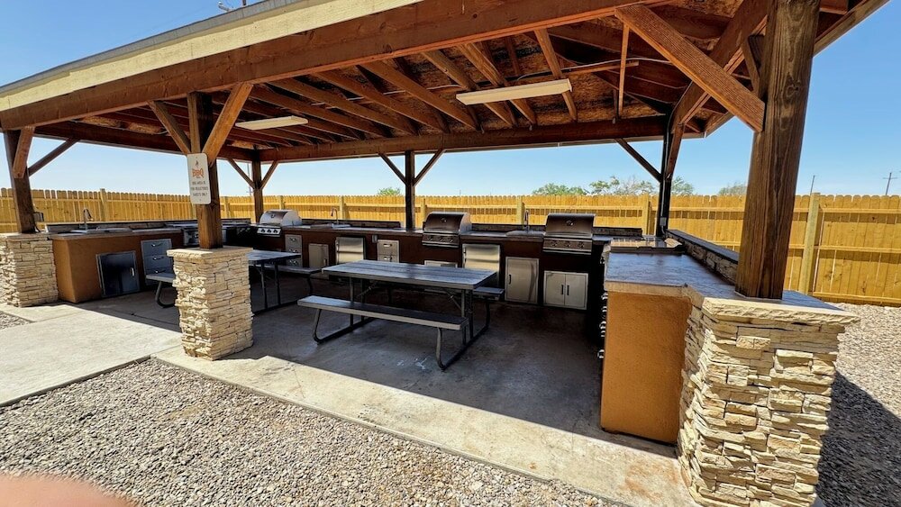 Фото Microtel Inn and Suites by Wyndham Monahans