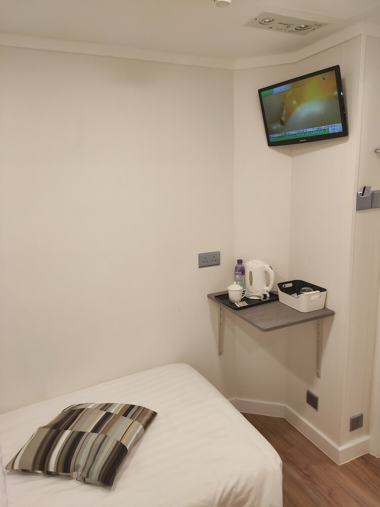 Фото Goodrich Hotel