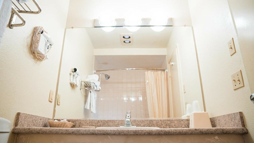 Фото Motel 6 Anaheim Hills