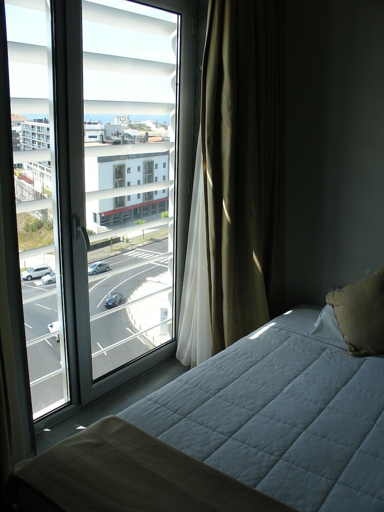 Фото VIP Executive Azores Hotel