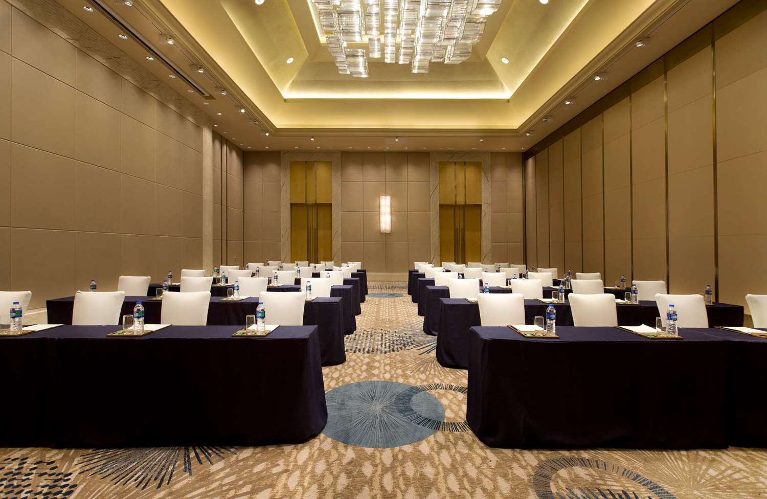 Фото DoubleTree by Hilton Hotel Xiamen Wuyuan Bay