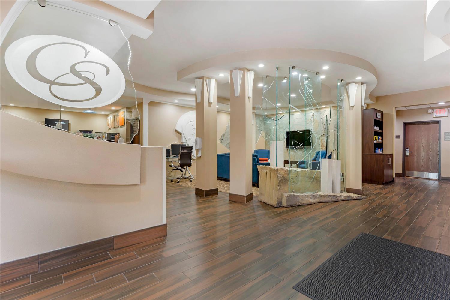 Фото Comfort Suites Monroeville