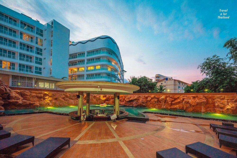 Фото Centara Nova Hotel Pattaya