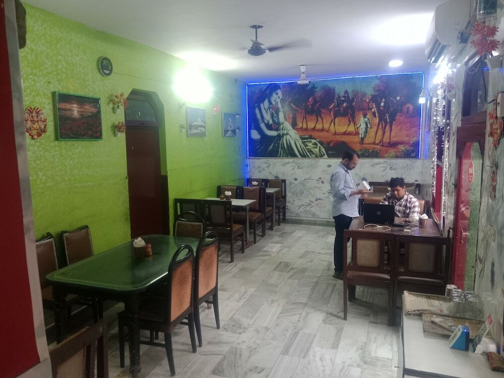 Фото Hotel Raj Bed & Breakfast