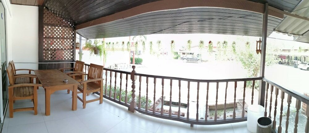 Фото Baan Kaew Ruen Kwan