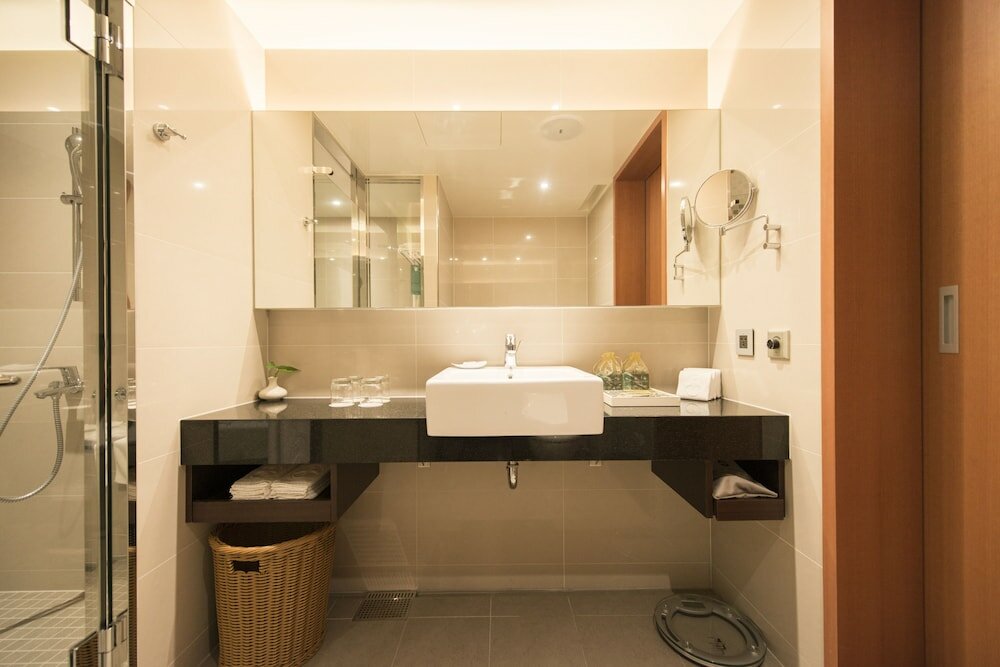 Фото Taichung Harbor Hotel