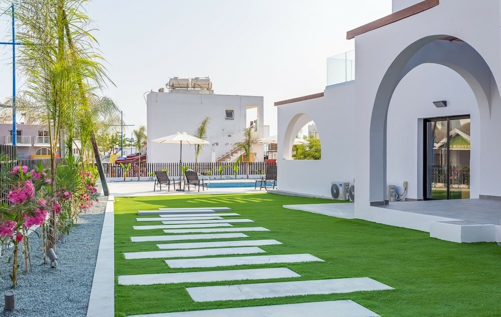 Фото Zoi ayia Napa hotel