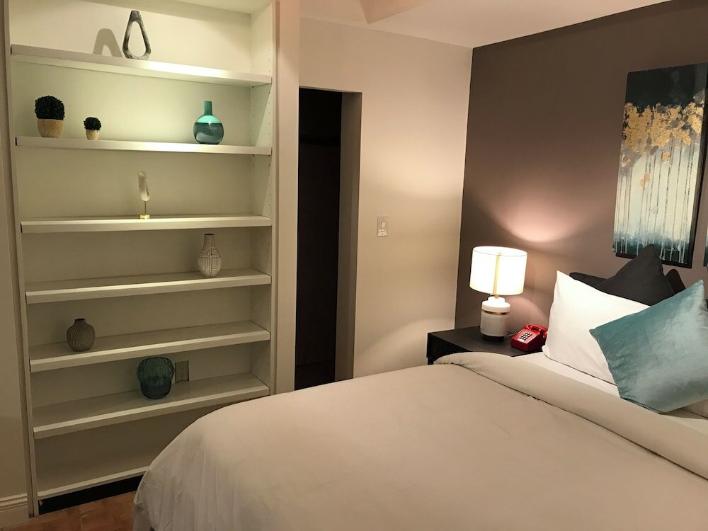 Фото Chelsea Pines Inn