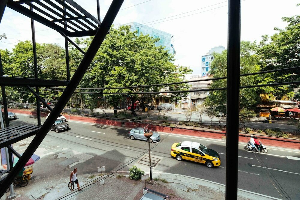 Фото RedDoorz near Quirino Station