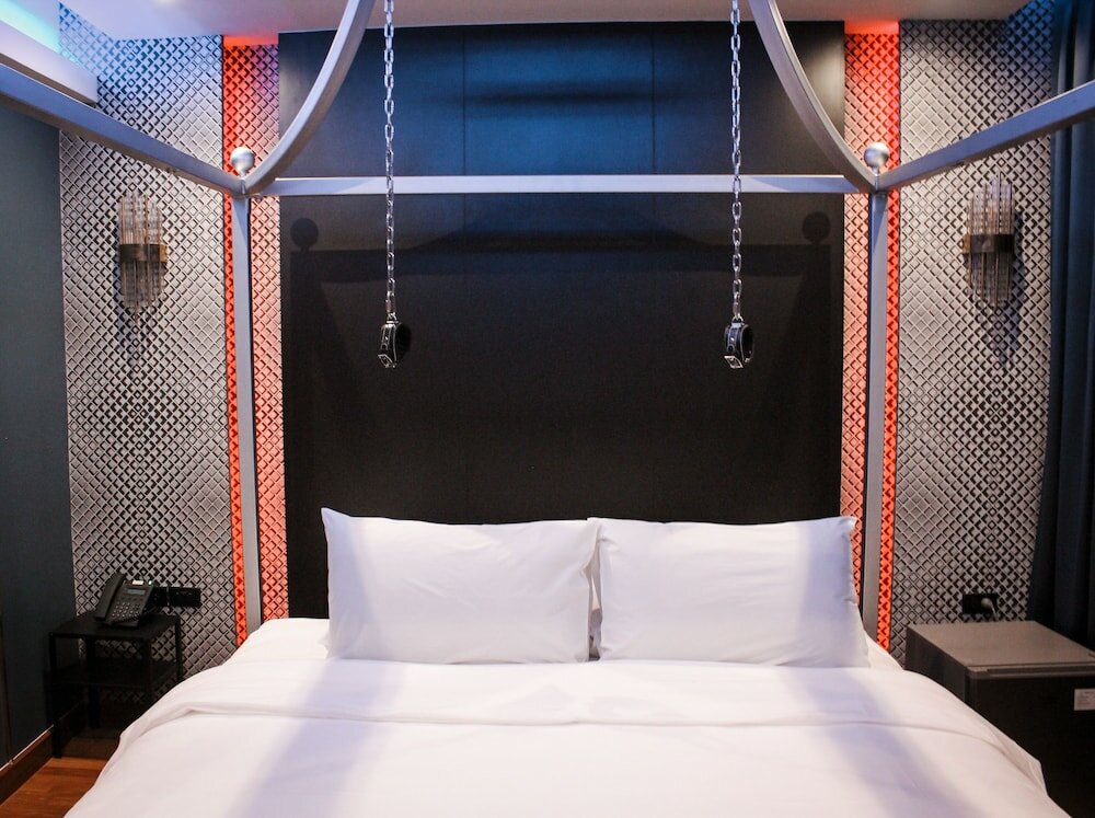 Фото G Boutique Silom Hotel